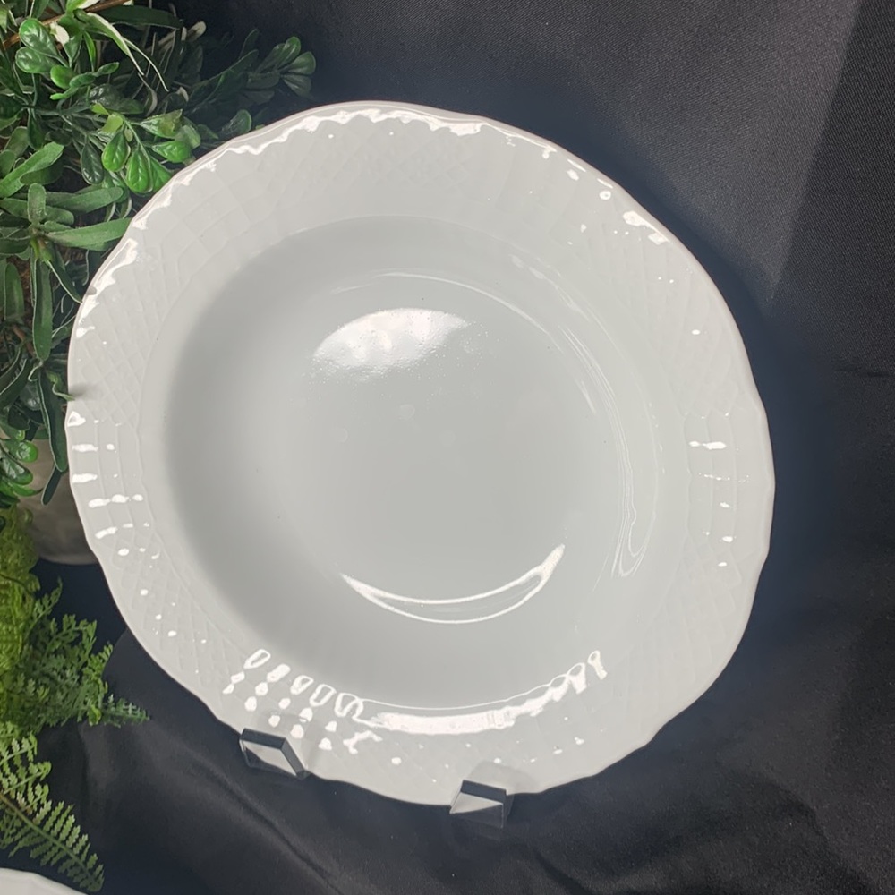 Set of 4 white Seltmann Weiden soup / cereal bowls - Picture 6 of 6